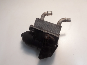 Kia Sorento (2009–2014) Ölkühler 264102F020 - 4