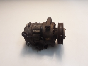 A/C compressor - 977012P250
