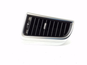Porsche Panamera 970 (2009–2016) Dashboard air vent grilles 97055535101 - 3