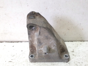Mercedes Benz E-Class W210 (1995–2002) Motorhalter A6062230104 - 2