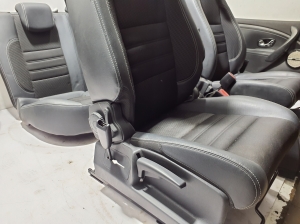 RENAULT Megane III (2008–2016) Salons un tā detaļas - 2