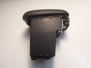 Kia Sorento (2009–2014) Mittelkonsole 846912P105 - 2
