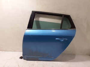 RENAULT Megane III (2008–2016) Rear side doors 821012909R - 3