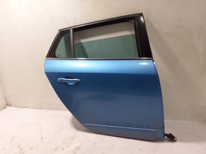   Portes latérales arrière  - 821004555R 