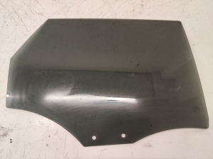 Rear side door glass - 43R007954