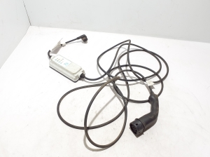 Câble de recharge - 296905418R