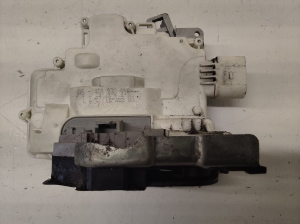 AUDI A6 C7 (2011–2018) Rear side door lock 4G0839016 - 2