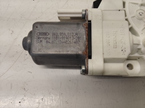 AUDI A6 C7 (2011–2018) Hinterer Seitentür-Fensterhebermotor 942886100 - 3