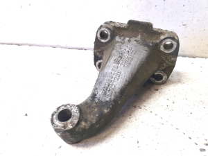 Mercedes Benz 100 631 (1981–1996) Motorhalter 6152232604 - 6