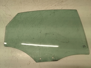 Rear side door glass - 43R00082