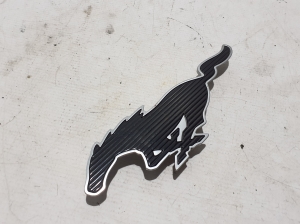 Ford Mustang Mach-E Mach-E (2020–2026) Emblem LJ8B8A224AC - 3