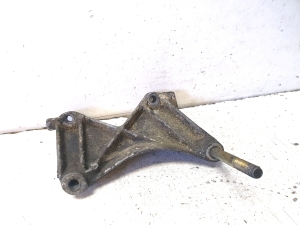 Mercedes Benz 100 631 (1981–1996) Engine bracket R6160110195 - 4