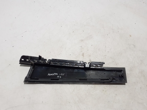   Autre pièce de porte latérale arrière  - LJ8BR254A41ABW 
