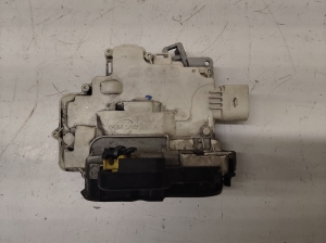 AUDI A6 C6 (2004–2011) Rear side door lock 160210 - 2