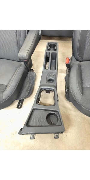 Dacia Duster (2017–2024) Interior and its parts - 23