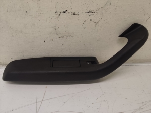 Poignée de fermeture de porte latérale arrière - 4F0868393