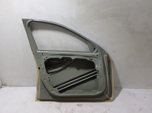 Mercedes Benz C-Class 206 (2021–2026) Esiuks A2067226700 - 4