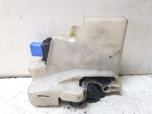 Volkswagen Transporter T5 (2003–2015) Esiukse lukk 3B2837015AM - 4