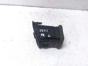 Skoda Yeti (2009–2017) Dashboard air vent grilles 5L0819701 - 4