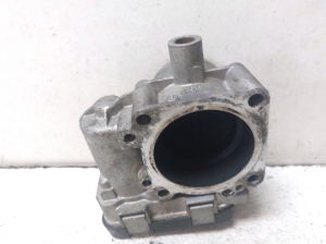Volkswagen Passat B6 (2005–2010) Drosselklappe 03C133062A - 2
