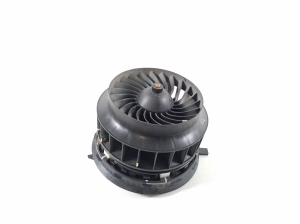 Mercedes Benz EQC N293 (2019–2026) Heater blower motor A0999062003 - 3