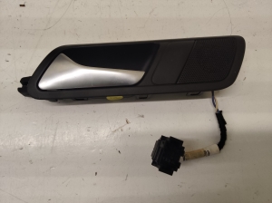Rear side door interior handle - 3C4839113