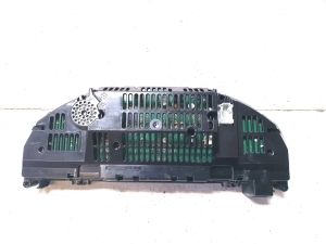 Mercedes Benz C-Class 204 (2007–2014) Instrument cluster A2049003805 - 2