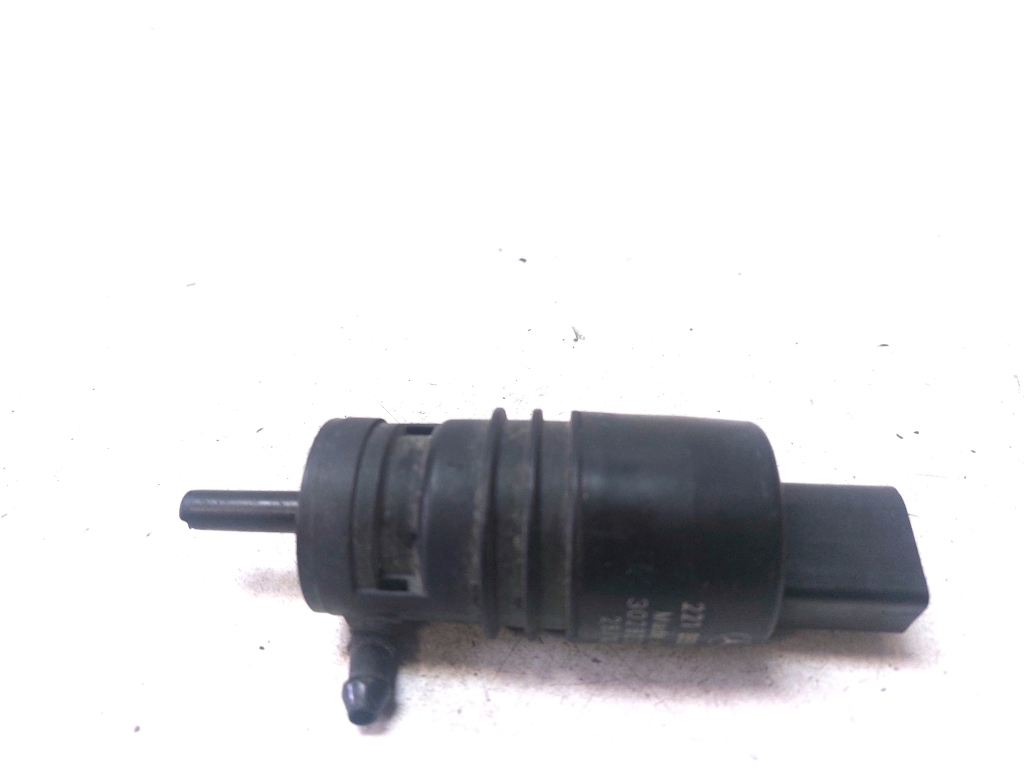 Mercedes Benz C-Class 204 (2007–2014) Front windshield washer pump 2218690121 Mercedes Benz C-Class 204 (2007–2014) Front windshield washer pump 2218690121