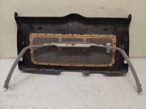 Volkswagen Sharan (1995–2010) Trunk lid trim panel 7M3867607E - 3