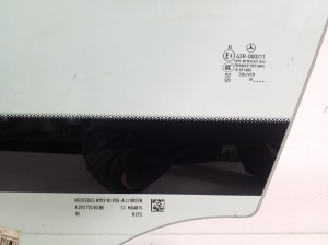   Fenster Scheibe Tür vorne  - A2937250300 