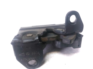 Mercedes Benz C-Class 204 (2007–2014) Hood latch A2048800160 - 3