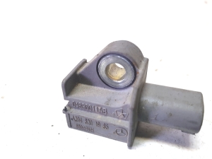 Mercedes Benz C-Class 204 (2007–2014) Turvapadja andur A2048201985 - 4