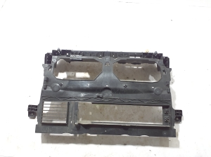 Schlossträger und seine Teile (Frontmaske) - A4208855400