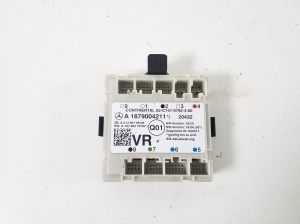   Türsteuergerät vorn  - A1679004211 