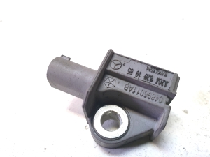 Mercedes Benz C-Class 204 (2007–2014) Airbagsensor A2048201985
