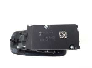 Mercedes Benz EQC N293 (2019–2026) Stāvbremzes slēdzis A2059051516 - 2