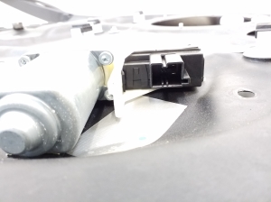 Porsche Panamera 970 (2009–2016) Rear side door window regulator 97053620100 - 3