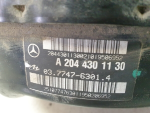Mercedes Benz C-Class 204 (2007–2014) Pidurivõimendi A2044301130 - 3