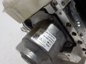 Ford Mustang Mach-E Mach-E (2020–2026) ABS plokk LK9C2D335CC - 2