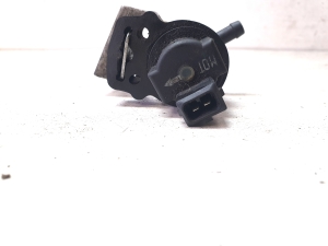 Mercedes Benz C-Class 204 (2007–2014) Solenoid A2044760136 - 2