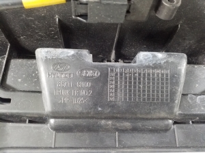   Storage box under the hood  - 86711GI100 
