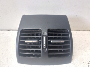 Mercedes Benz C-Class 204 (2007–2014) Sonstiges Teil der Mittelkonsole A2048300954 - 5