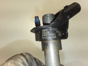 Kia Sorento (2009–2014) Injektor Einspritzdüse 338002F000 - 4