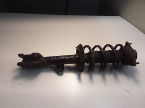 Stoßdämpfer vorne - 546512W500
