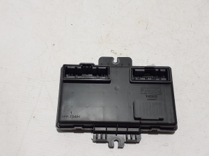   Module de commande  - LJ8T18C612AJ 