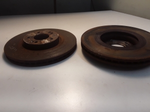 Kia Sorento (2009–2014) Priekšējais bremžu disks 517122W700 - 4