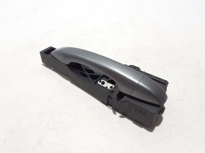 RENAULT Austral (2022–2026) Front door external opening handle and its details - 2