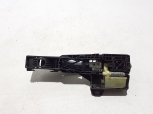 RENAULT Austral (2022–2026) Front door external opening handle and its details - 3
