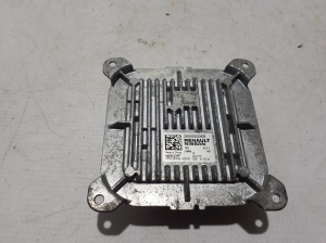 RENAULT Austral (2022–2026) Xenon headlight control unit 260555036R - 2