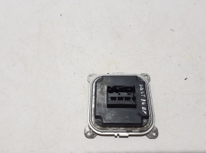 Xenon headlight control unit - 260555036R